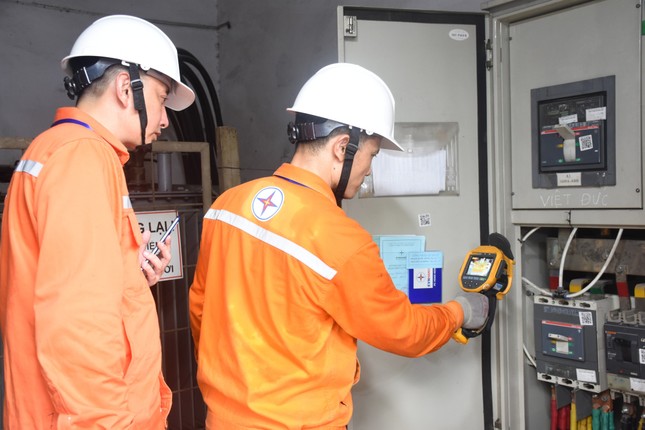 EVNHANOI đảm bảo điện an toàn và ổn định tại các điểm thi tốt nghiệp THPT ảnh 4