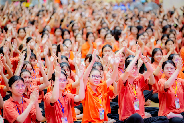 Kết bạn bốn phương - Khóa tu mùa hè chùa Ba Vàng 2023: Gieo mầm thiện tâm, ươm vườn trí tuệ ảnh 7