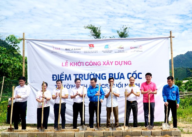 Quỹ Vì Tầm Vóc Việt khởi công xây dựng điểm trường mới cho học sinh Hòa Bình ảnh 1
