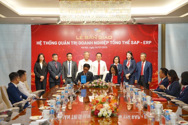 DOJI và Tập đoàn công nghệ CMC tổ chức lễ bàn giao hệ thống QTDN tổng thể SAP - ERP ảnh 1