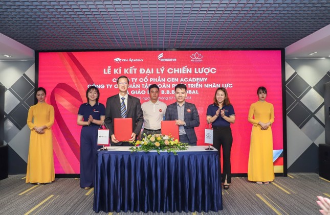 Cen Academy ký kết hợp tác chiến lược, mở rộng cơ hội du học kép cho các bạn trẻ ảnh 2