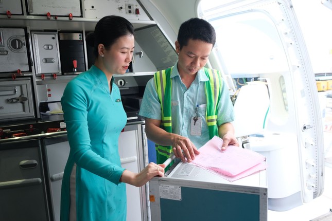 'Theo chân' quy trình quyên góp suất ăn hàng không của Vietnam Airlines ảnh 4
