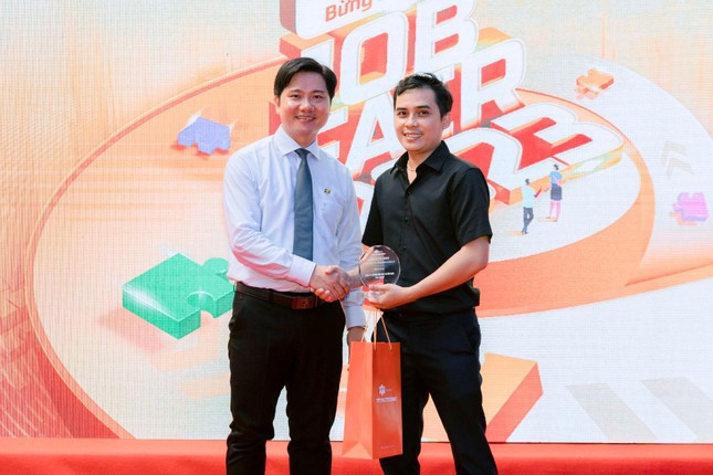 Doanh nghiệp tại Tây Nguyên, Đà Nẵng, Cần Thơ tiếp xúc với ứng viên chất lượng từ FPT Polytechnic ảnh 2