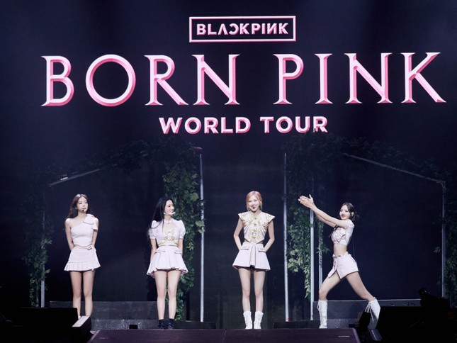 Born Pink tại Việt Nam và bài toán kinh tế từ ngành công nghiệp văn hoá ảnh 1