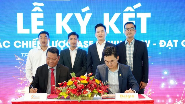 Công ty AseanWindow ký kết hợp tác chiến lược với Đạt Gia ảnh 1