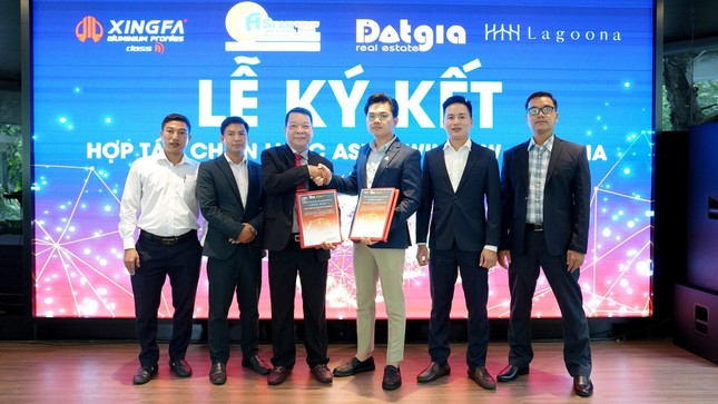 Công ty AseanWindow ký kết hợp tác chiến lược với Đạt Gia ảnh 2