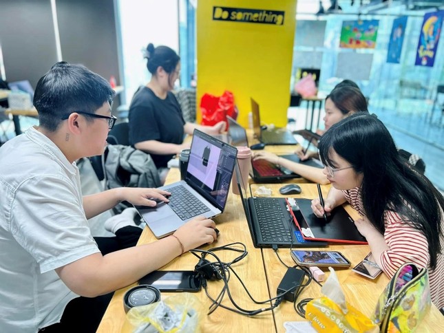 100HRS-Cuộc thi sáng tạo toàn cầu: Arena Multimedia & MAAC vinh danh sinh viên Việt Nam ảnh 2