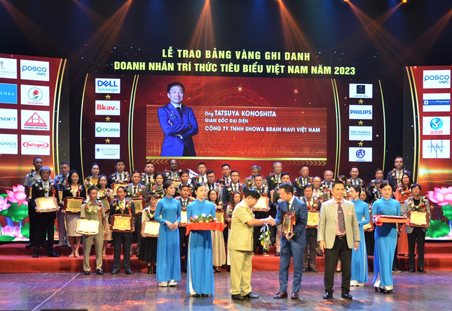 Showa Brain Navi Việt Nam thắng hat-trick tại Doanh nhân Trí thức Tiêu biểu Việt Nam 2023 ảnh 2