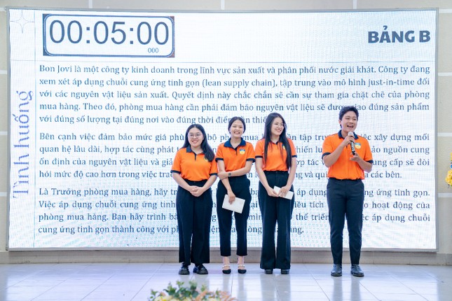 Sinh viên Logistics HUTECH 'thăng hoa' với nghề Thu mua cùng chuyên gia ảnh 2