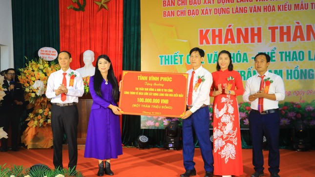 Khánh thành Thiết chế văn hóa – Thể thao Làng văn hóa kiểu mẫu Man Để ảnh 1