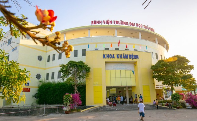 Bệnh viện Trường Đại học Trà Vinh đạt chuẩn Bệnh viện hạng II ảnh 1