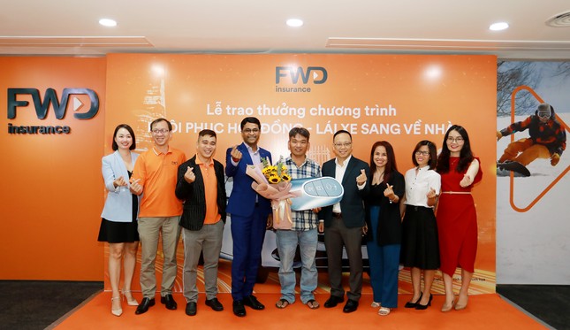 Khôi phục hợp đồng bảo hiểm, rước luôn xe sang Mercedes về nhà ảnh 2