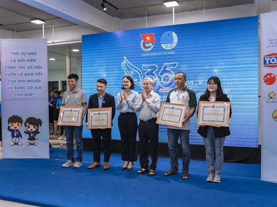 Phúc Thịnh đồng hành cùng các hoạt động của Đội công tác xã hội thanh niên TP.HCM ảnh 2