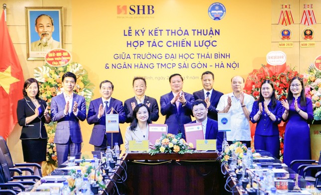 SHB hợp tác chiến lược với Đại học Thái Bình nâng cao chất lượng đào tạo và nguồn nhân lực ảnh 1