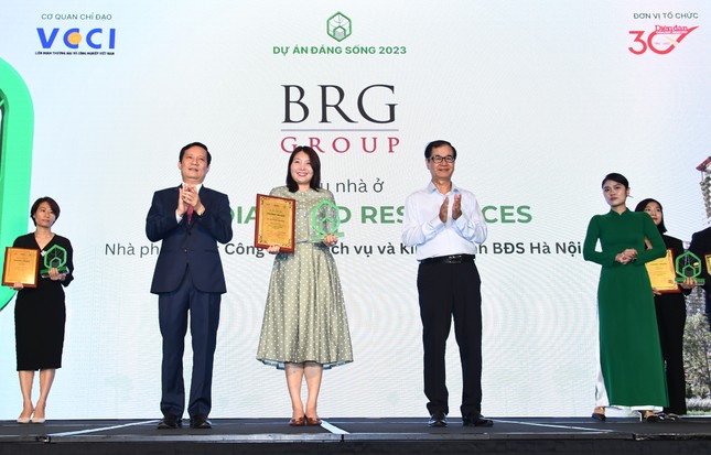 “Dự án đáng sống năm 2023” vinh danh nhiều sản phẩm và dịch vụ trong hệ sinh thái Tập đoàn BRG ảnh 1