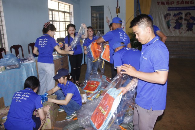 Công ty thực phẩm PepsiCo chung tay mang ước mơ trung thu tới điểm trường Gia Lai ảnh 1