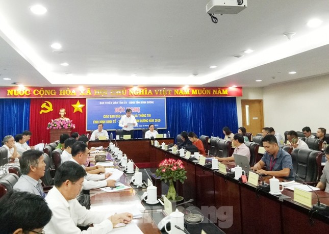 Nhiều vấn đề nóng ở Bình Dương chưa được xử lý ảnh 2
