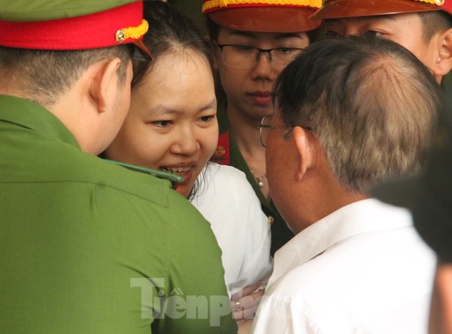Vụ giết người đúc bê tông: Tâm sự đẫm nước mắt của người cha khi con bị tuyên tử hình ảnh 2