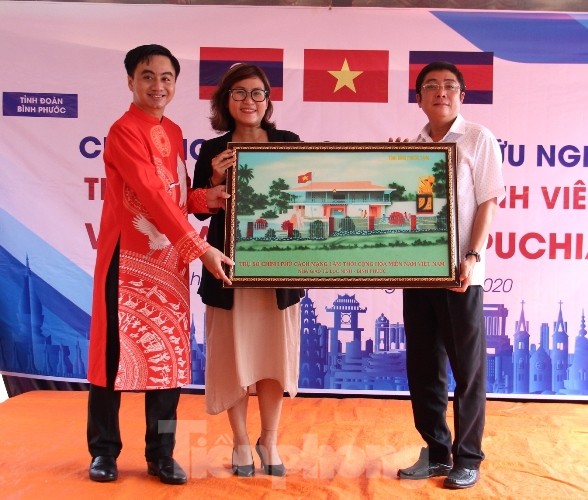 Tuổi trẻ ba nước Đông Dương chung tay vun đắp tình hữu nghị ảnh 4
