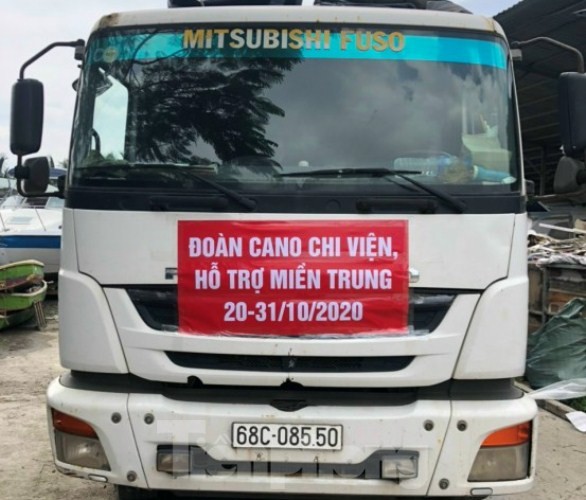 Miền Nam chi viện cano cứu dân miền Trung ngập lụt ảnh 7