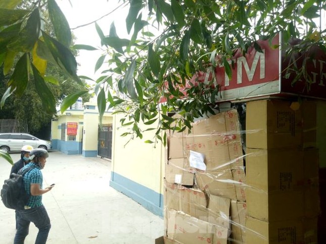 Trụ ATM gần trụ sở công an ở Bình Dương bị trộm đập phá ảnh 2