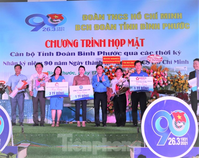 Tỉnh đoàn Bình Phước tiếp nhận 5 tỉ đồng hỗ trợ thanh niên khởi nghiệp ảnh 2