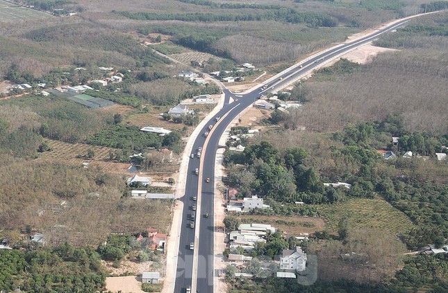Binh Duong poured the highest capital ever for traffic projects Photo 1