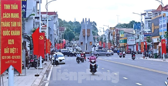 Ba tuyến đường đẹp hiện đại 1.000 tỷ đồng ở Bình Dương ảnh 6
