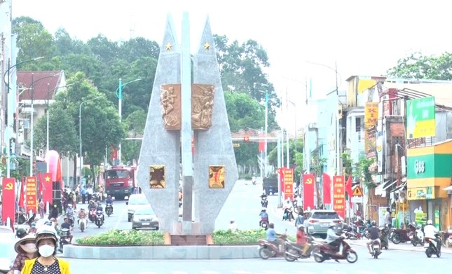 Ba tuyến đường đẹp hiện đại 1.000 tỷ đồng ở Bình Dương ảnh 8