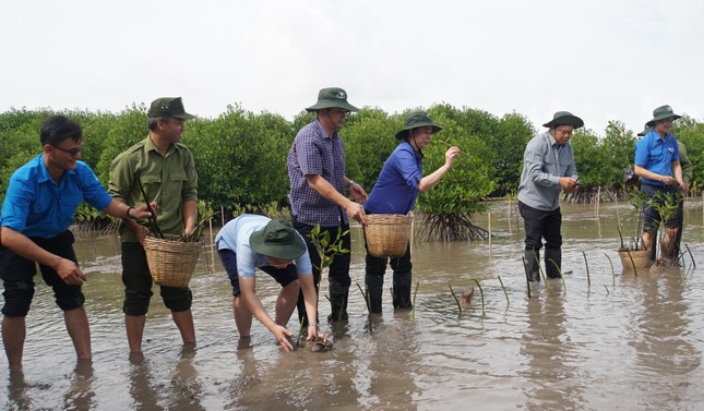 Toàn cảnh Lễ ra quân Chiến dịch Thanh niên tình nguyện Hè 2023 ảnh 13