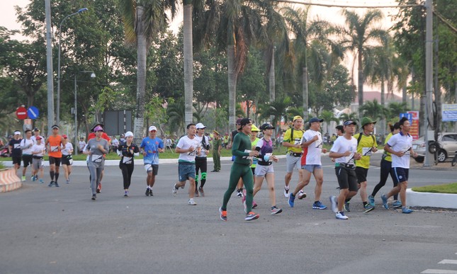 Hậu Giang phát động giải chạy Mekong Delta Marathon ảnh 2