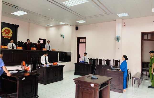 Chiếm đoạt tiền của 162 người, nữ chủ hụi lĩnh 18 năm tù ảnh 1