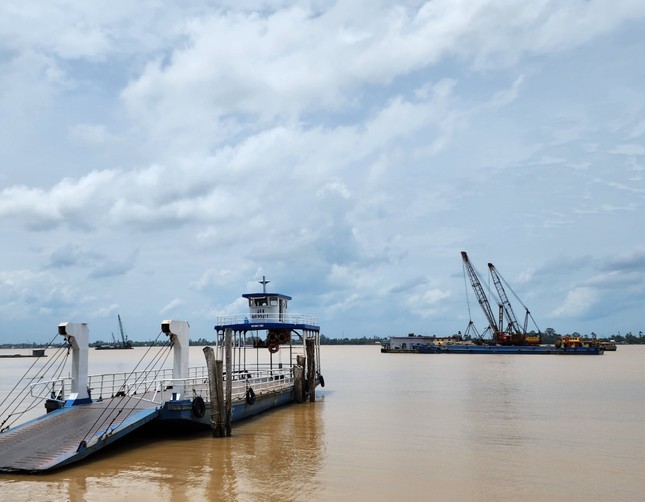 Nhìn gần mỏ cát trên sông Tiền khiến Phó Chủ tịch tỉnh An Giang vướng lao lý ảnh 4