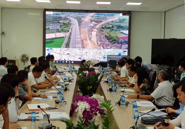 Ngừng thi công dự án cao tốc Trung Lương - Mỹ Thuận từ tháng 8 vì hết tiền? ảnh 1