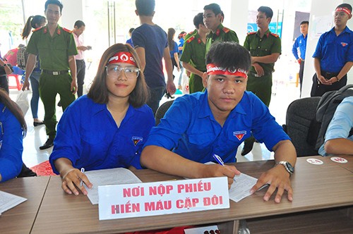 Tưng bừng Chủ nhật Đỏ tại Cần Thơ ảnh 8