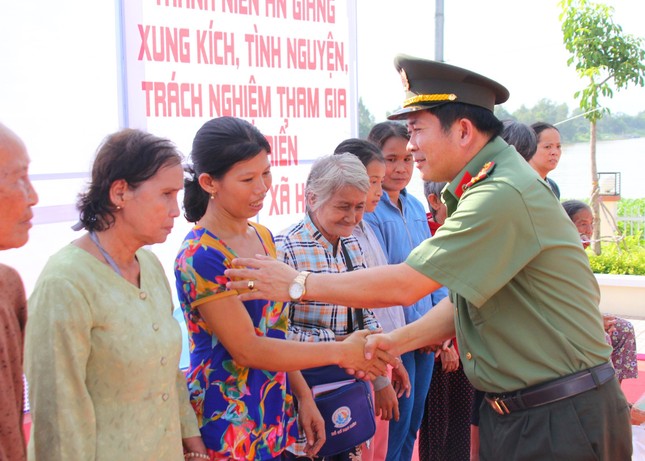 An Giang ra quân chiến dịch tình nguyện hè 2020 ảnh 6