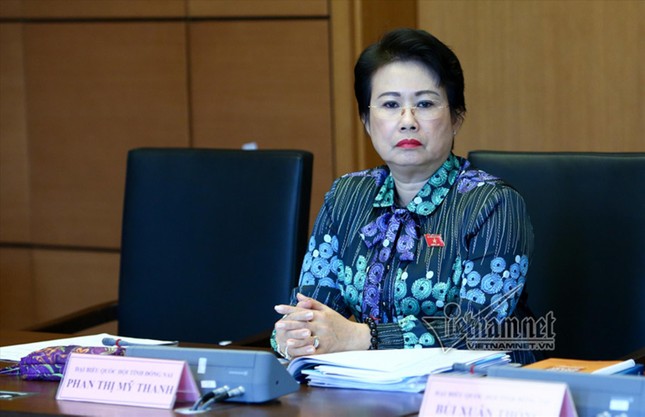 Quanh vụ kỷ luật cán bộ ở Đồng Nai: Sai phạm nghiêm trọng, thăng chức cao hơn ảnh 2