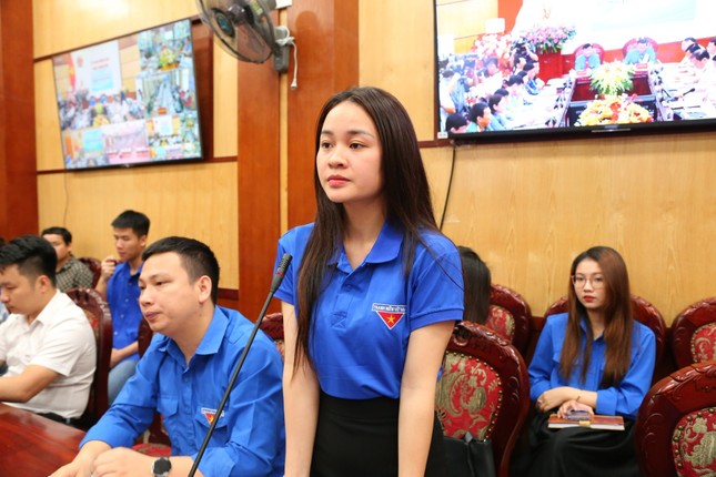Chủ tịch tỉnh Thanh Hóa đối thoại với thanh niên: Thúc đẩy khát vọng, tinh thần sáng tạo khởi nghiệp ảnh 4