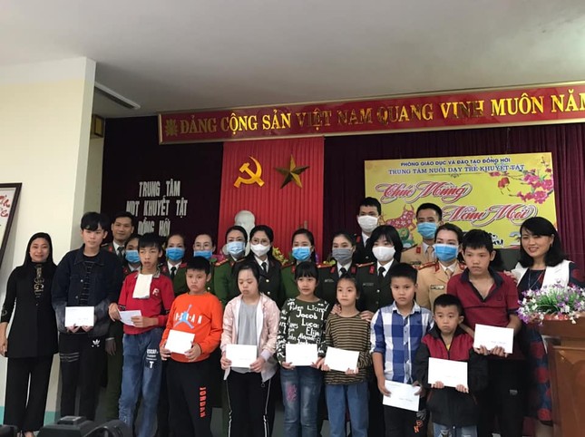 Tuổi trẻ Quảng Bình sôi nổi nhiều chương trình ý nghĩa cho cộng đồng ảnh 2