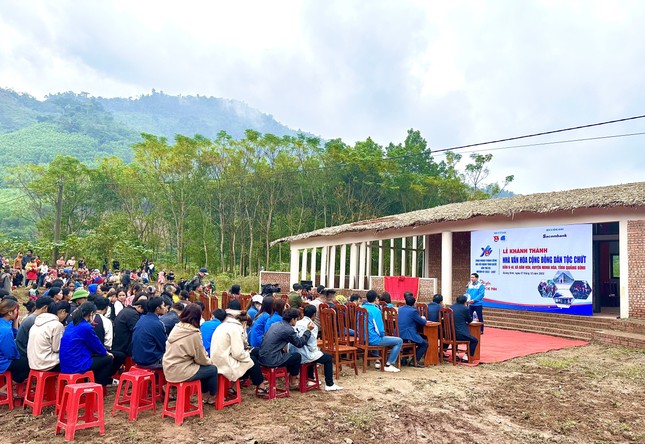 Khánh thành Nhà Văn hóa Cộng đồng dân tộc Chứt ở Quảng Bình ảnh 1
