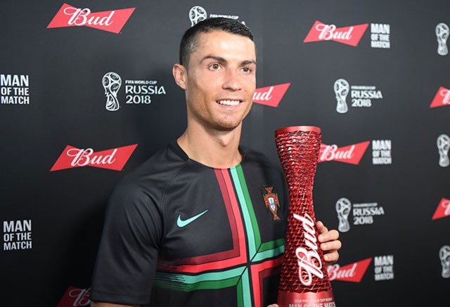 Ronaldo nói gì sau khi lập hàng loạt kỷ lục đáng nể? ảnh 2