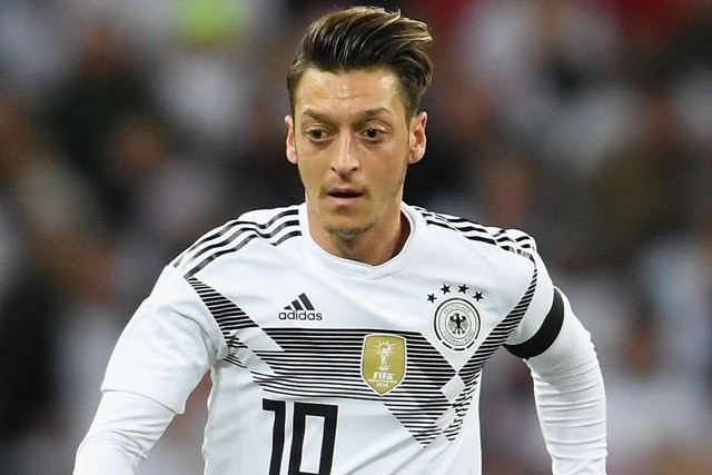 NÓNG: Ozil giã từ sự nghiệp quốc tế ảnh 1