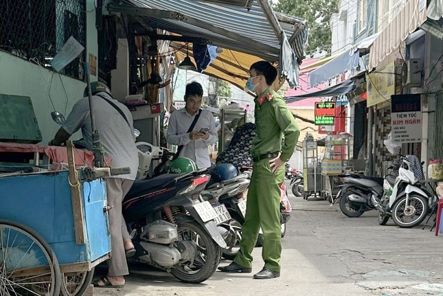 Điều tra vụ người đàn ông nước ngoài tử vong trong căn nhà ở TPHCM ảnh 1