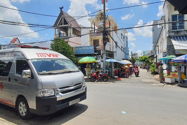 Phát hiện đôi nam nữ tử vong trong phòng trọ khóa cửa ở TPHCM ảnh 2