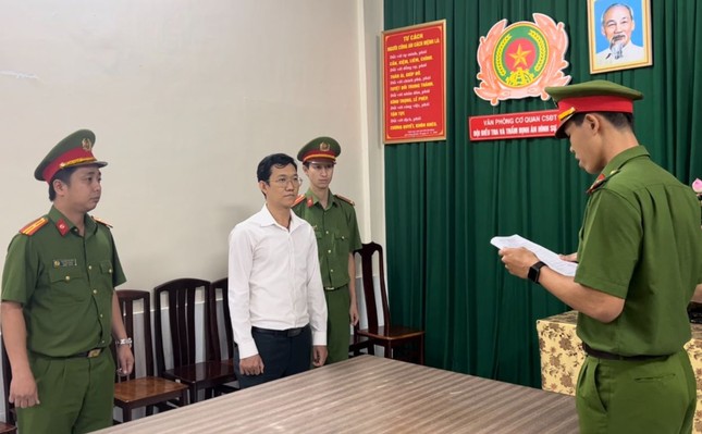 Chưa đủ cơ sở xác định ông Huỳnh Uy Dũng là đồng phạm của bà Nguyễn Phương Hằng ảnh 2