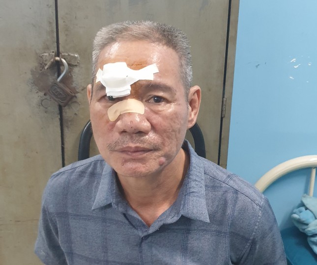 Đâm chết bạn nhậu vì bị đập ly bia vào đầu ảnh 1