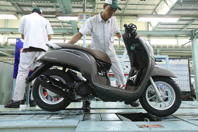 Honda Scoopy 2018 có giá bán gần 30 triệu đồng tại Indonesia ảnh 1