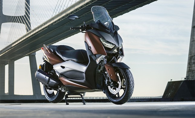 Yamaha XMax 250 2018 có giá bán gần 130 triệu đồng ở Malaysia ảnh 1