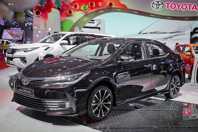 Toyota Việt Nam triệu hồi 16 xe Corolla Altis bị lỗi giảm xóc sau ảnh 1