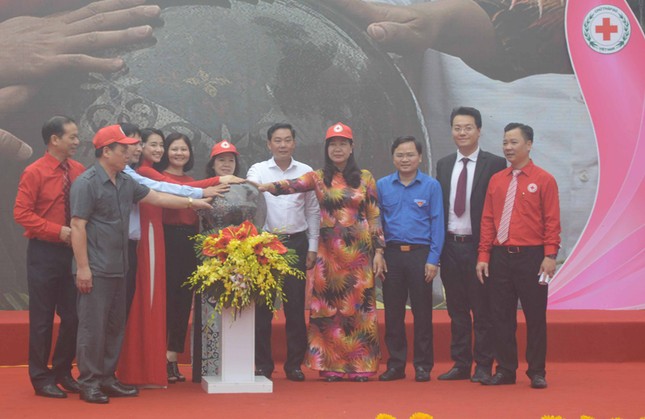 'Tháng Nhân đạo' lần đầu được phát động ảnh 1